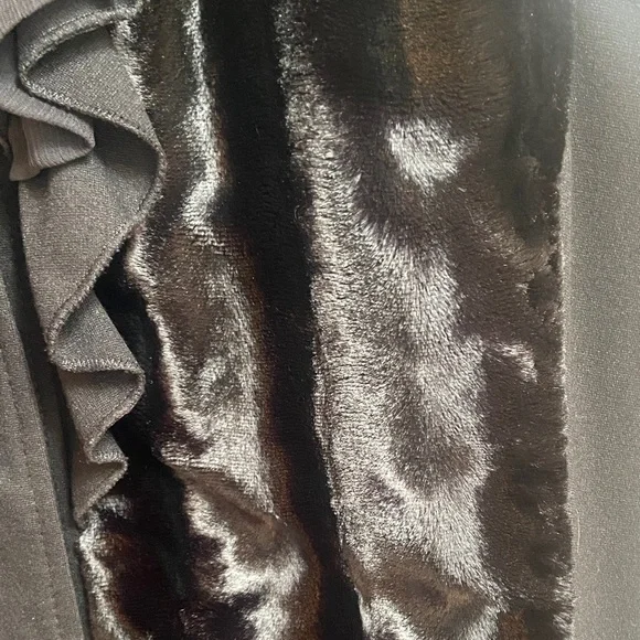 Alfani Black Ruffled Vest with Velvet Front Size L - Picture 5 of 8